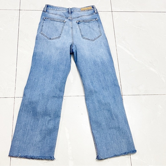 NEW Cello Wide Leg Denim Jeans SIZE 9 Inseam 28 Distressed High Waist - Picture 7 of 12